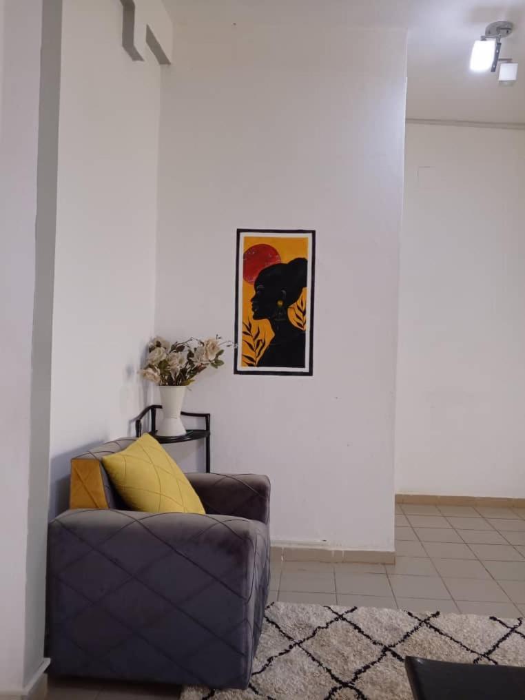 Appart meublé le Dakota Yaoundé Extérieur photo